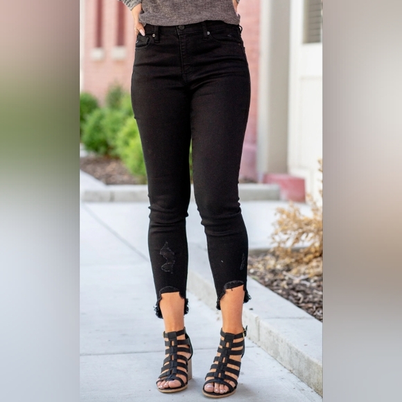 NWT Kancan Watts High Rise High Frey Hem Skinny Jeans Black - Picture 5 of 16